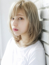 ナチュラルストレート小顔ヘア